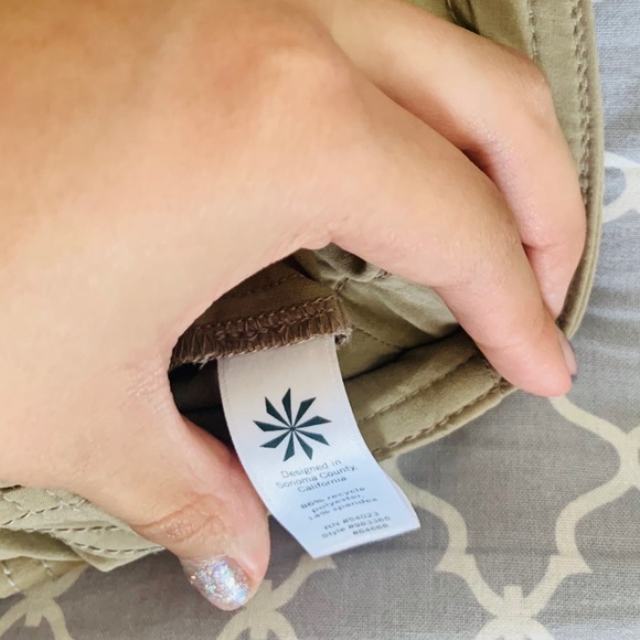 Athleta - Picture 5 of 6